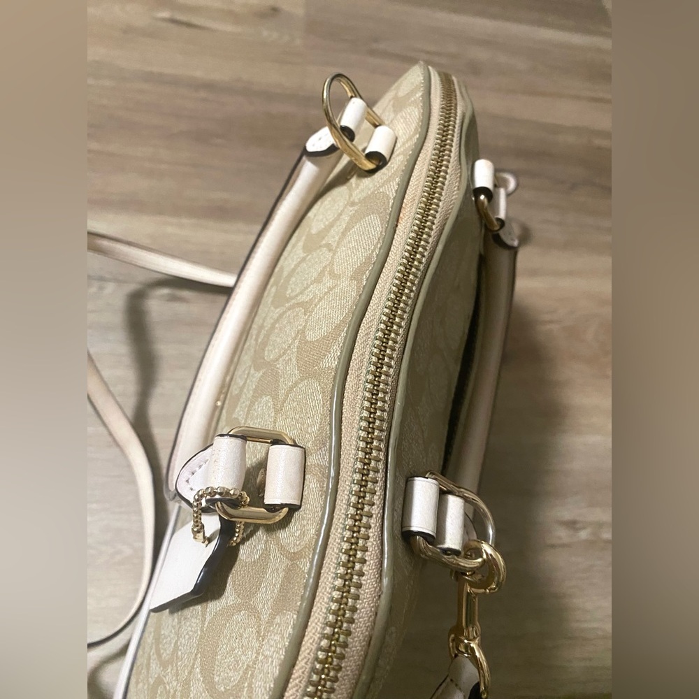 Coach Signature Crossbody Canvas/Leather Handbag With Hang Tag And Gold Hardware - Picture 8 of 11
